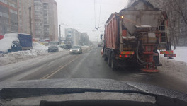 В Кирове формируют колонны спецтехники для уборки снега