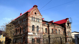 Жителей самого старого кирпичного здания Кирова переселят в новые квартиры