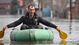 В Оренбурге уровень воды в Урале превысил самые опасные отметки