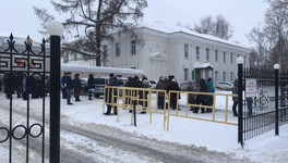 В Кирове из поликлиники при облбольнице эвакуировали людей