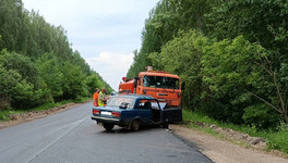 В Яранском районе ВАЗ влетел в КамАЗ