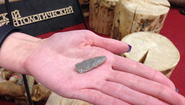Жительница Кирова нашла на садовом участке наконечник стрелы эпохи неолита