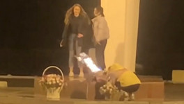 Полиция нашла девушек, которые снимали видео у Вечного огня