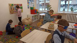 В пяти школах Кировской области построят мастерские для детей с ОВЗ