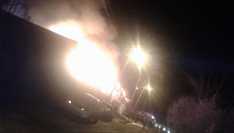В Вересниках пожар уничтожил гараж, автомобиль и крышу дома