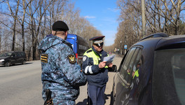 У двух кировчанок арестовали «Газель» и Opel Astra за долги