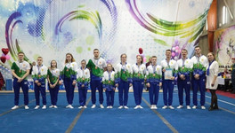 Кировские акробаты завоевали 11 золотых медалей на всероссийских соревнованиях
