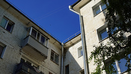 В Госдуме предложили перекрасить хрущевки в яркие цвета для борьбы со стрессом