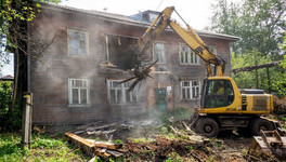 В Кирове до конца года снесут 23 аварийных дома