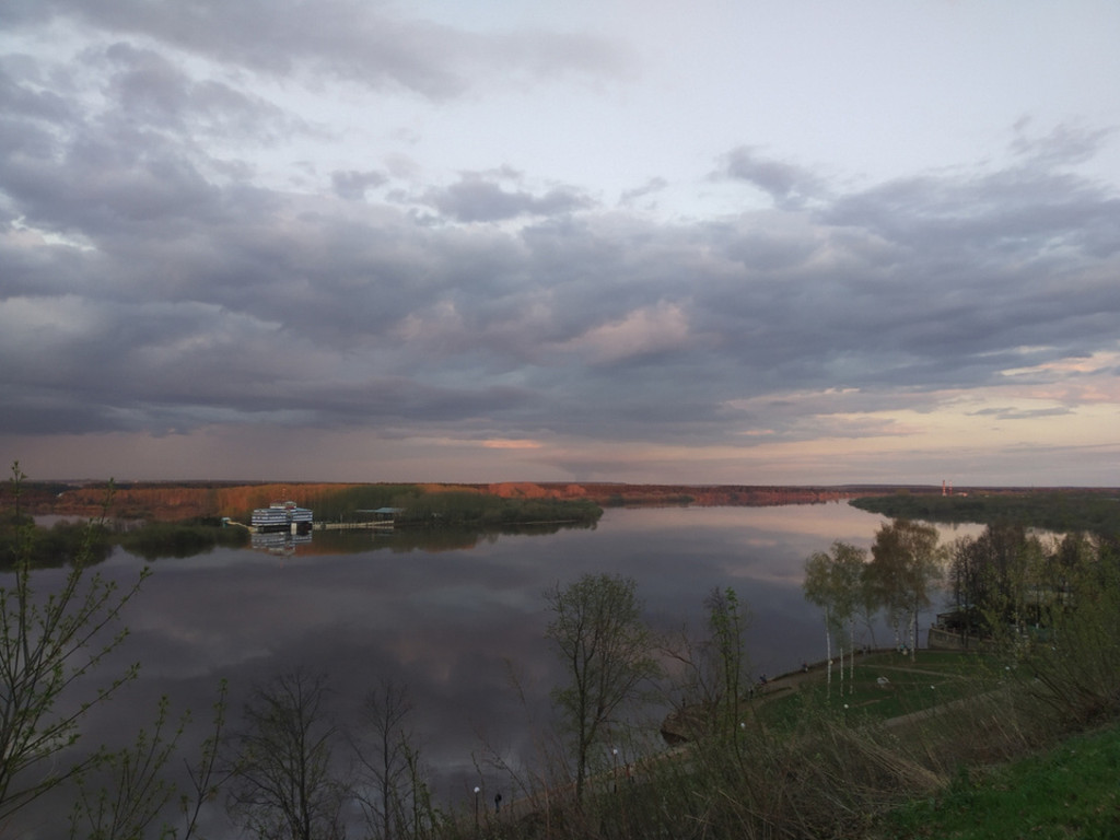 Вода в реке вятка. Водные объекты Кировской области. Водные ресурсы Кировской области. Река Уржумка Кировская область. Загрязнение р.Вятка по мнению КЧХК.