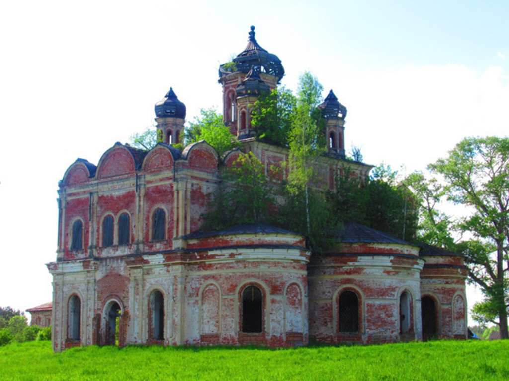 Село Кырмыж Воскресенская Церковь