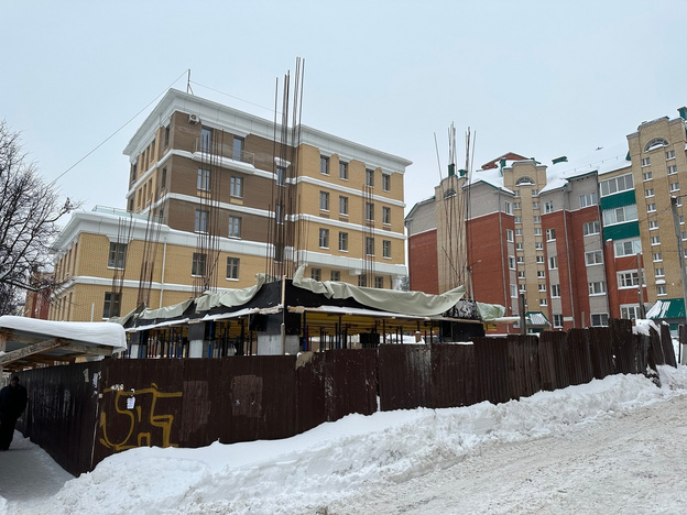 В Кирове на месте снесённого дома Блюхера начали строить новодел