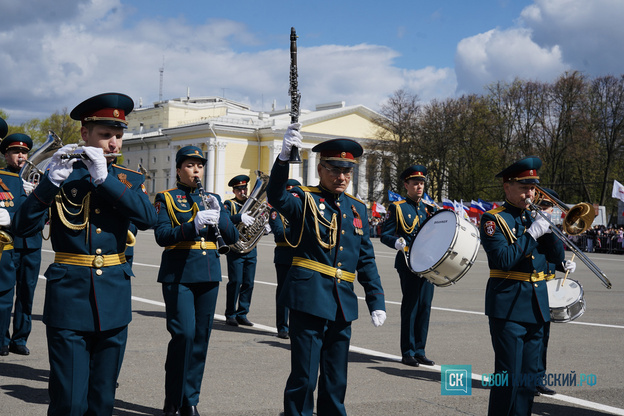 В Кирове прошёл торжественный парад в честь Дня Победы. Фото