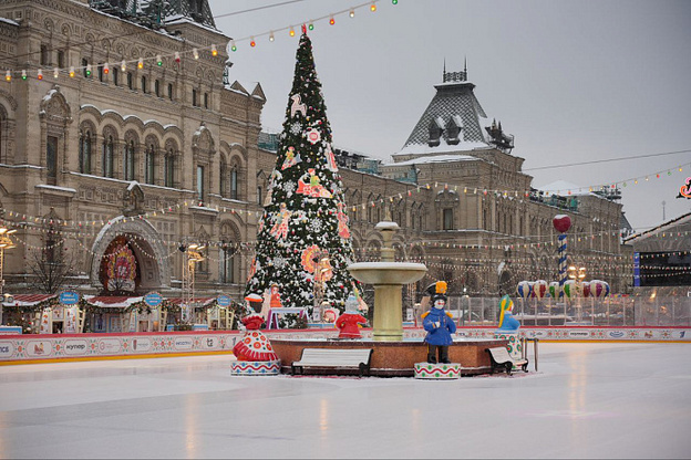 Юный хоккеист из Кирова встретился с Владиславом Третьяком