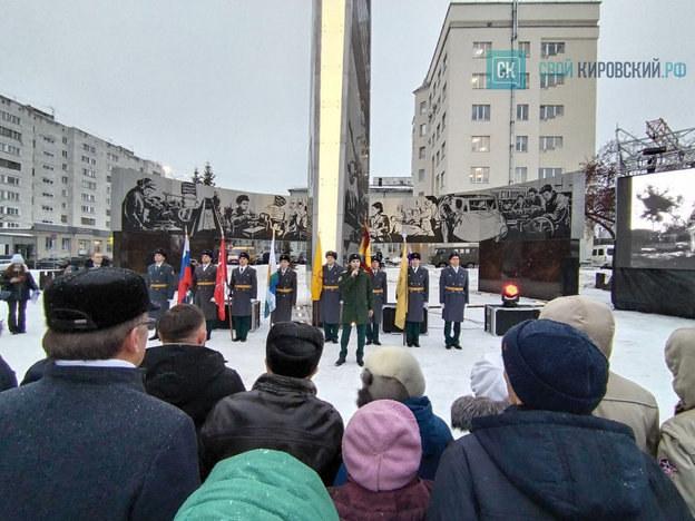 В Кирове официально открыли стелу в сквере Трудовой славы. Фото