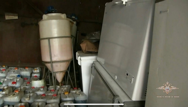 В Кировской области из нарколаборатории изъяли 3,5 тонны реагентов и 160 кг веществ