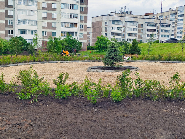 В Кирово-Чепецке на месте пустыря обустраивают сквер