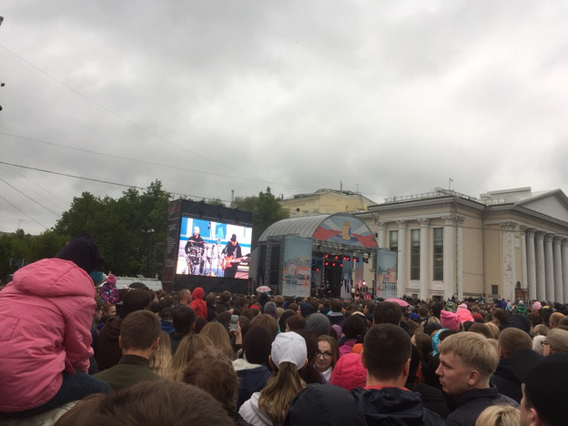 В Кирове на Дне города выступила группа «Звери»