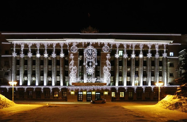 Здание облправительства украсят изображением Кремля за 4,8 миллиона рублей
