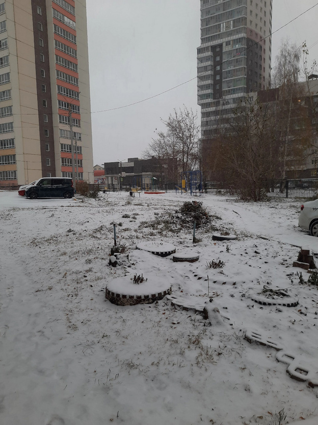 Киров завалило снегом. Фотоподборка
