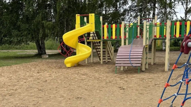 В Сидоровке построили новую площадку