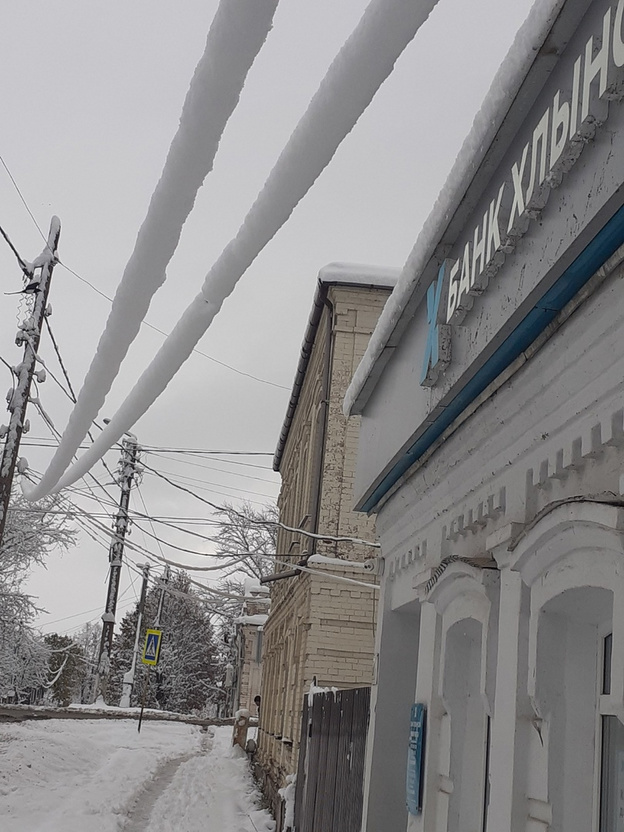Районы Кировской области завалило снегом. Фото