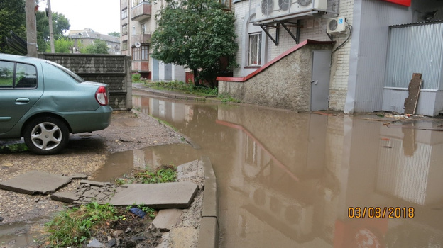 В Кирове и области устраняют последствия сильной грозы