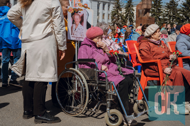 Торжественный парад на Театральной площади 9 мая. Фоторепортаж