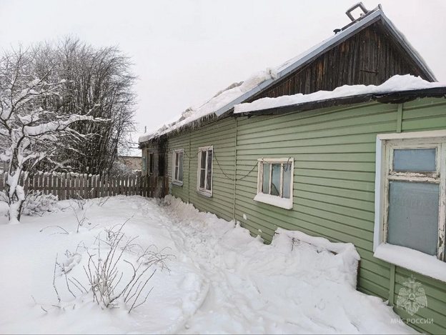 Жители Богородского поблагодарили пожарных за спасение квартиры