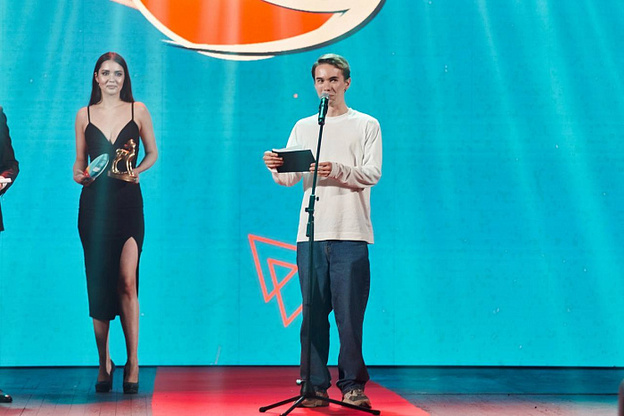 На кировском фестивале «Золотой телёнок» гран-при выиграл фильм «Девушка с косой»