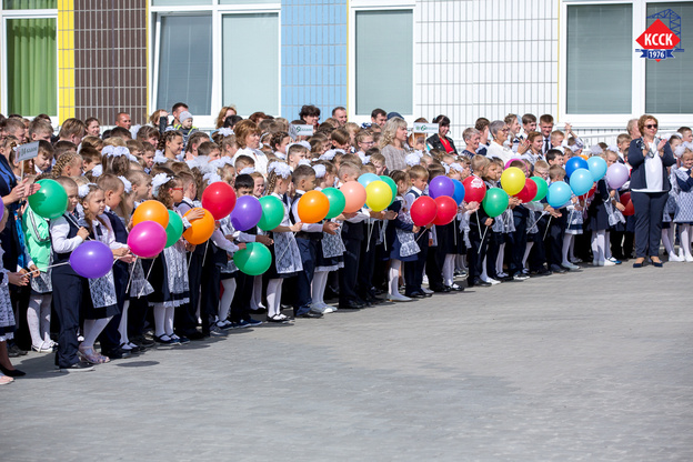 В Зуевке открылась новая школа