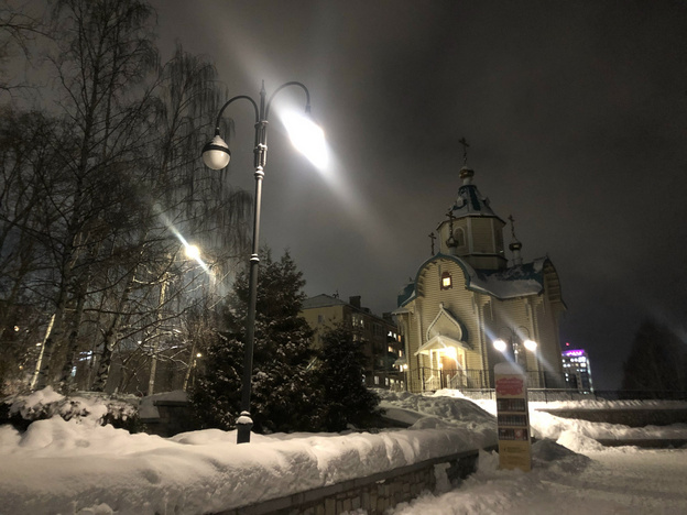 В трёх парках Кирова восстановят уличное освещение
