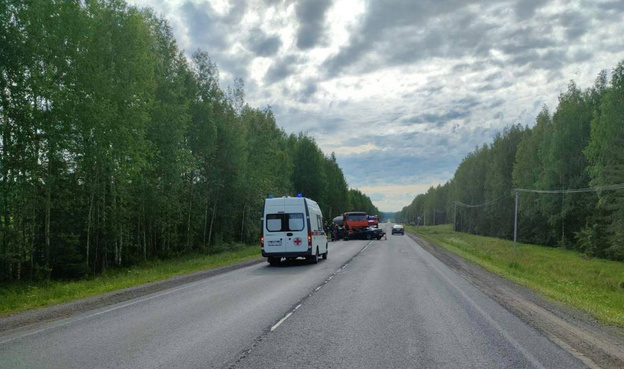 В Юрьянском районе из-за смертельного ДТП с молоковозом частично перекрыли движение