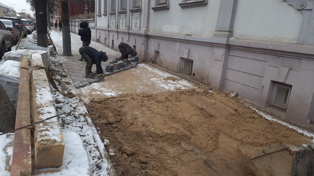 До конца недели в Кирове завершат ремонт тротуаров