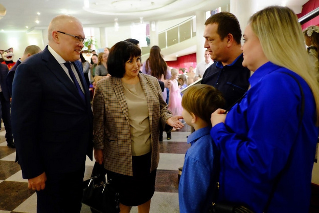 Молодые семьи из Кировской области получили сертификаты на приобретение жилья