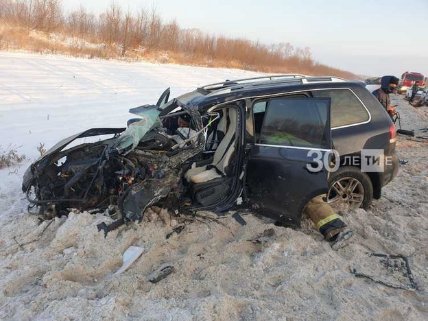 В Татарстане из-за лопнувшего колеса кировчанка врезалась в автовоз