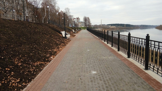 В Нововятске завершили реконструкцию набережной