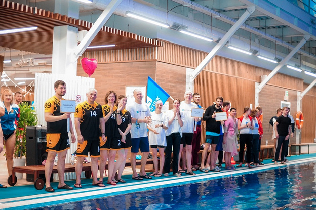 «Море Парк» организовал соревнования по плаванию среди организаций