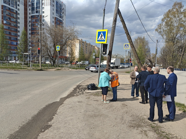 Депутаты пытаются решить проблему с расширением дороги в Чистых прудах