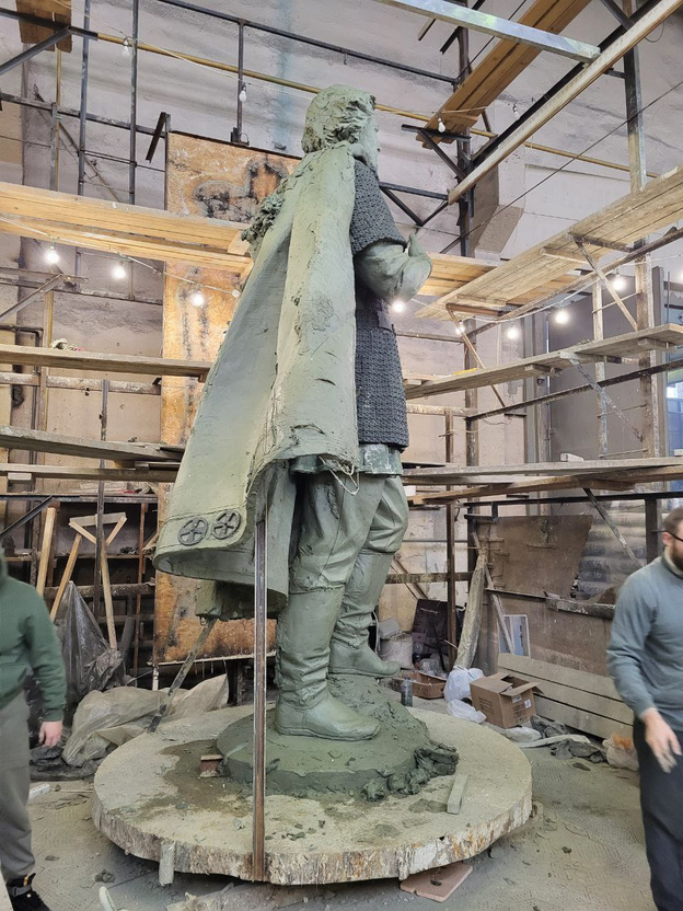 Завершается второй этап создания памятника Александру Невскому, который установят в Кирове