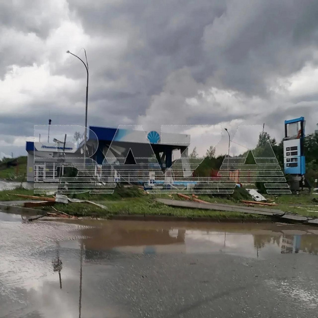 В Свердловской области торнадо разрушил 32 дома, 16 пострадавших