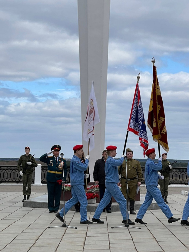 В Кирове прошёл автопробег, посвящённый Дню Победы (ФОТО)