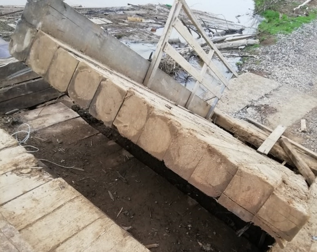 Жители Афанасьевского района предлагают построить вместо сломанной переправы дорогу и новый мост