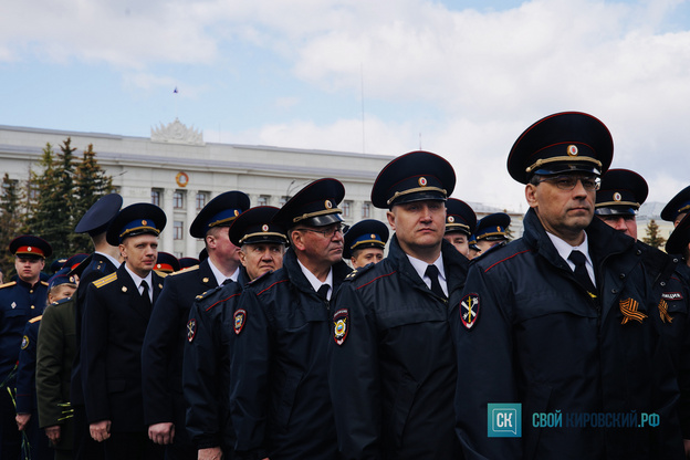 В Кирове прошёл торжественный парад в честь Дня Победы. Фото