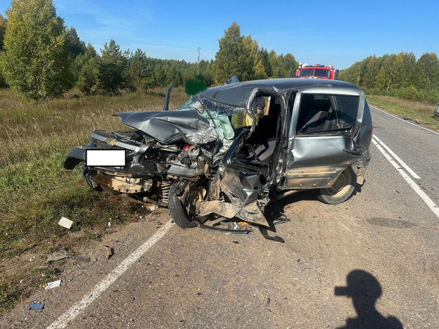 В Белохолуницком районе столкнулись Chevrolet Niva и Mitsubishi