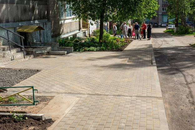В Кирове проверили пять благоустроенных придомовых территорий