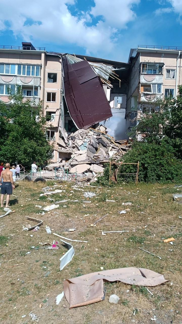 В Белгородской области обрушился подъезд многоэтажного дома