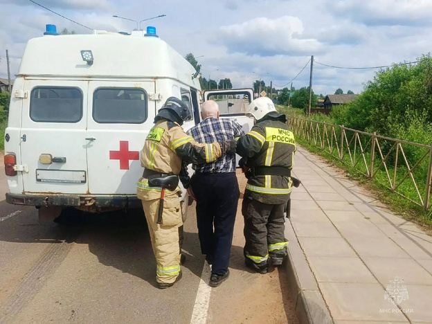 В Кировской области Пенсионеров зажало в «Ниве» после ДТП