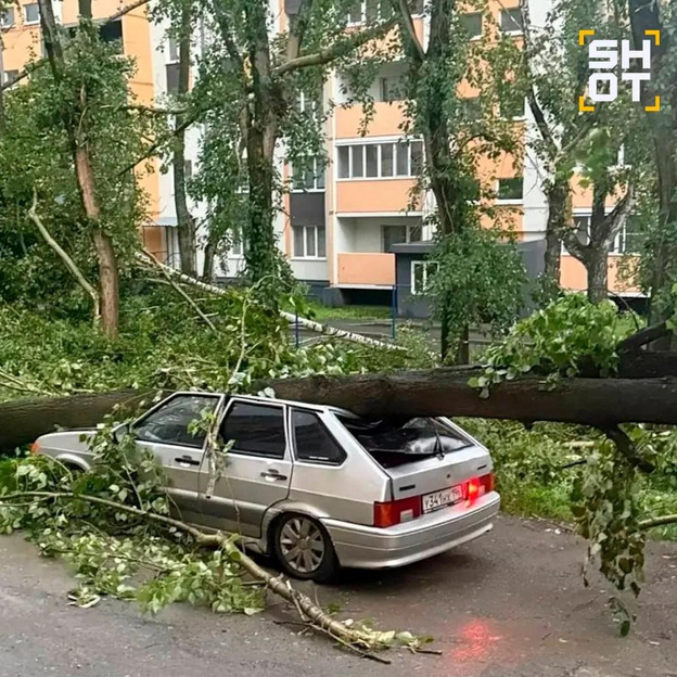 В Свердловской области торнадо разрушил 32 дома, 16 пострадавших