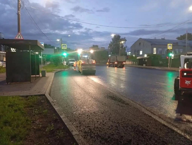 На улице Лепсе в Кирове полностью обновили проезжую часть
